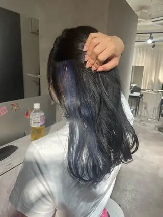 ロング カラー 🩵ハイトーン/ レイヤーYUZU🩵のヘアスタイル