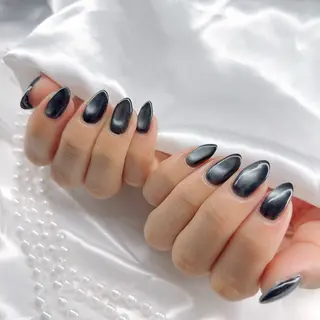 ネイル Charlie 🖤のネイルデザイン