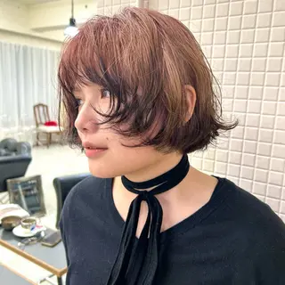ショート カラー 7Bridge 滝内ひよりのヘアスタイル
