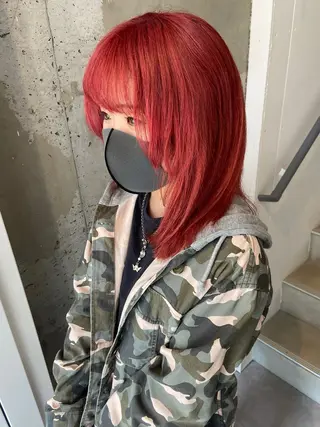 ミディアム カラー ウルフカット レイヤーカット上柿のヘアスタイル