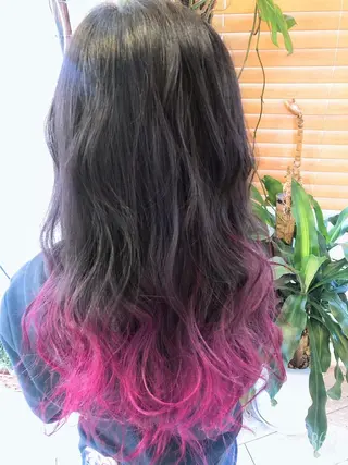 ミディアム カラー インナーカラー 推し ブリーチ  髪質改善のヘアスタイル