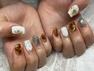 ネイル BLITZ Nail 岩田💅🏻✨のネイルデザイン