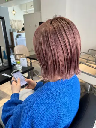 ミディアム 髪質改善ストレート オルメントのヘアスタイル