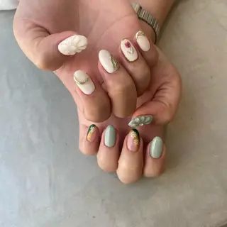 ネイル 鎌田 玲奈のネイルデザイン