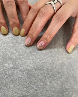 ネイル kiii.__ ✴︎*のネイルデザイン