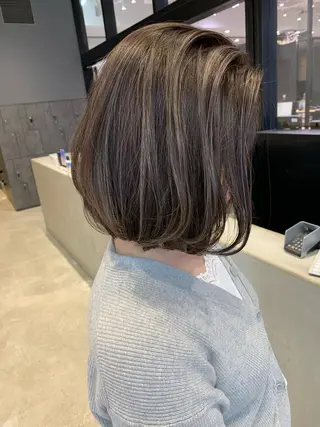 ミディアム yui .のヘアスタイル