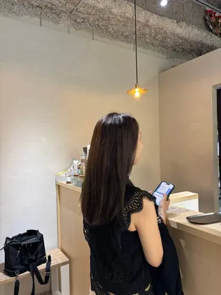 セミロング 段野吾颯 ／ベージュカラーのヘアスタイル