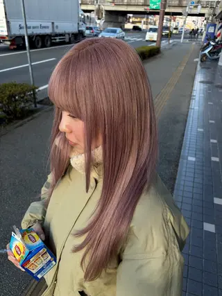 ロング 加藤 菜々子のヘアスタイル