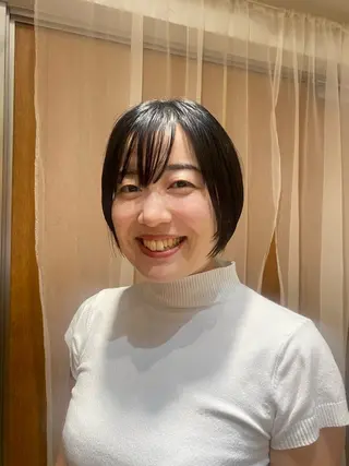 ショート 大人可愛い♡コテ巻き パーマ🌼杉田 萌恵のヘアスタイル