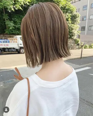 カラー 臺 佳連のヘアスタイル