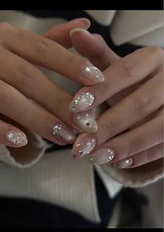 ネイル MQueen ネイルサロンのネイルデザイン