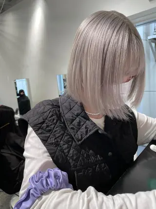 ショート カラー ヘアアレンジ 艶ハイトーン/ヘア アレンジAYAKAのヘアスタイル