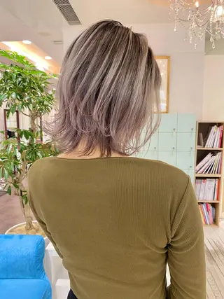 ショート カラー Re:ta Hair 飯田淳平のヘアスタイル