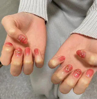 ネイル 髙橋 優菜のネイルデザイン