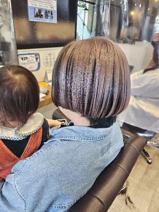 ショート カラー 関口 友菜のヘアスタイル