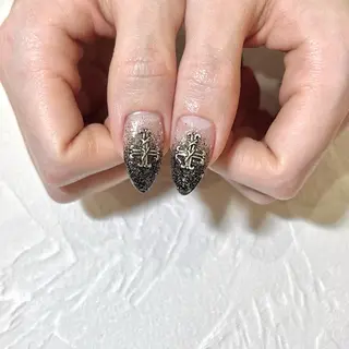 ネイル Allure小山店 Maiのネイルデザイン