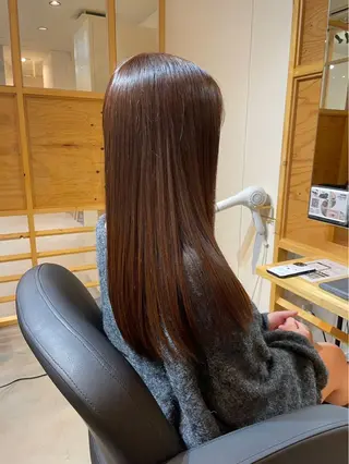 ロング カラー MOND / PINのヘアスタイル