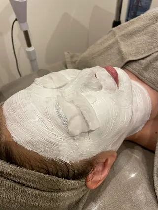 上坂 祐以のエステ・リラクイメージ