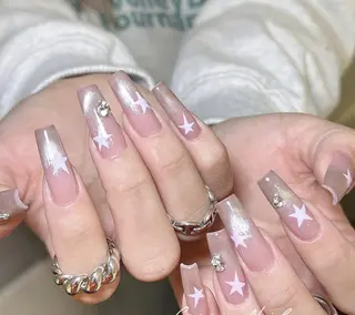 ネイル Pure&Rich Nailのネイルデザイン