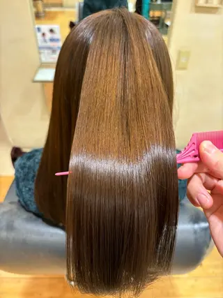 ロング カラー 井上 未悠のヘアスタイル