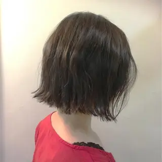 ショート カラー ヘアアレンジ 塩崎 春香のヘアスタイル