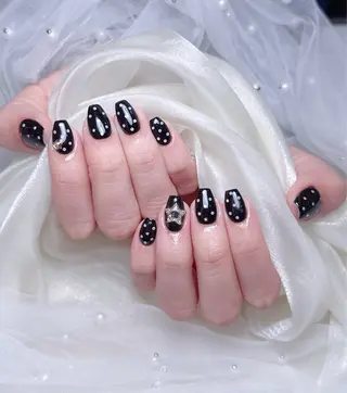 ネイル 🎀も ものネイルデザイン