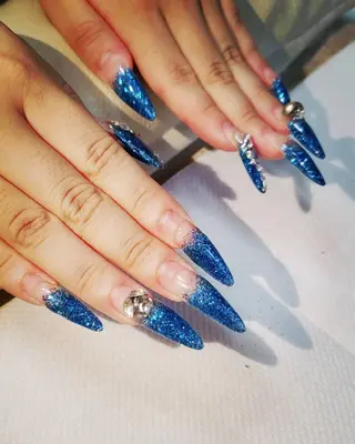 ネイル ＪＥＷＥＬ ＮＡＩＬのネイルデザイン