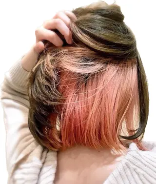 ショート カラー ヘアアレンジ ミドウチ アヤカのヘアスタイル