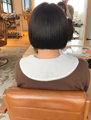 ショート ショートヘア、ボブ こやさん　コヤマのヘアスタイル