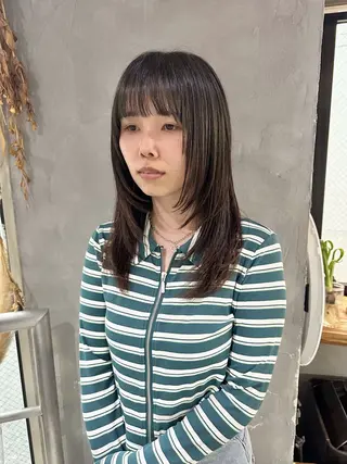 セミロング カラー ウルフ レイヤー パーマ🪐MANAのヘアスタイル