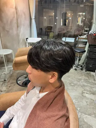 ミディアム 秋葉 玲唯のヘアスタイル