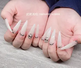 ネイル R inのネイルデザイン