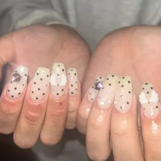 ネイル MODA MANAMIᵕ̈のネイルデザイン