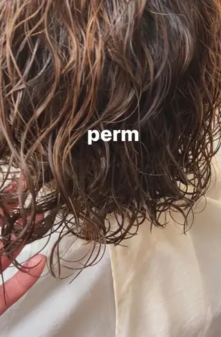 ミディアム 🌞ショートヘア🌝 江連露美🌛のヘアスタイル