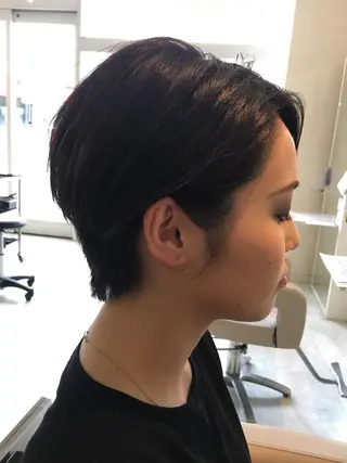 ショート 本田 卓也のヘアスタイル