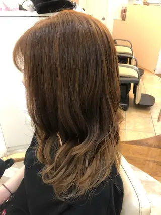 セミロング カラー 髪質改善✨️透明感カ ラー✧*。山下さいみのヘアスタイル