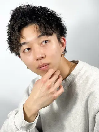 ミディアム パーマ 渡邉 慎⚠︎注意事項必読のヘアスタイル