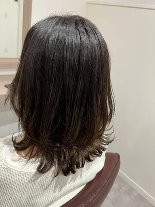 ミディアム 井上 美春のヘアスタイル