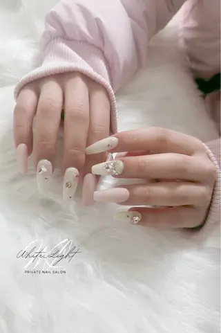 ネイル プライベートサロン WhiteLightのネイルデザイン