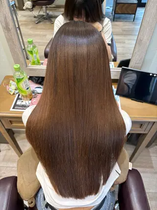 ロング 疋田 有莉のヘアスタイル