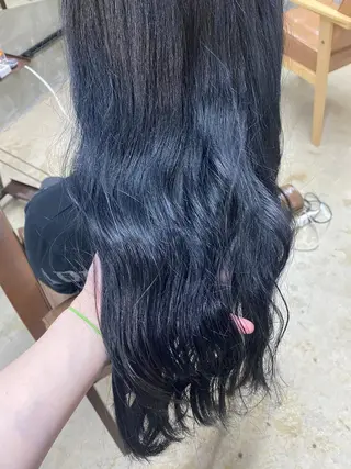 ロング 茜璃/ブリーチカラー /レイヤーカットのヘアスタイル