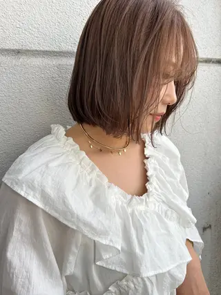 ミディアム レイヤーカット/ 透明感カラーmikuのヘアスタイル