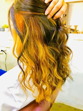 ロング 吉田 典弘のヘアスタイル