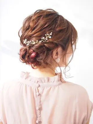 セミロング ヘアアレンジ 角田 安のヘアスタイル