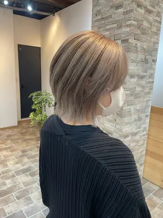 ミディアム カラー YUI/ ブリーチカラー🌷のヘアスタイル