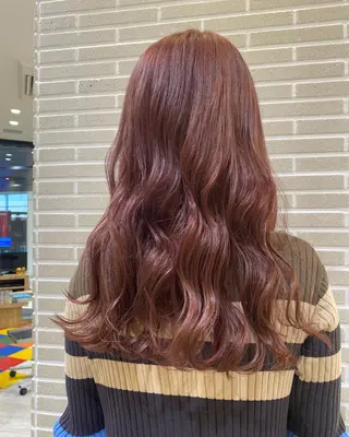 ロング 植田 菜月のヘアスタイル