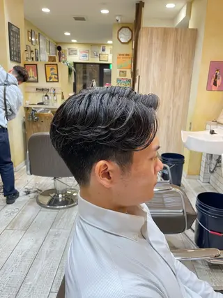 ショート パーマ メンズ フェード/海外パーマ 中垣遼のヘアスタイル