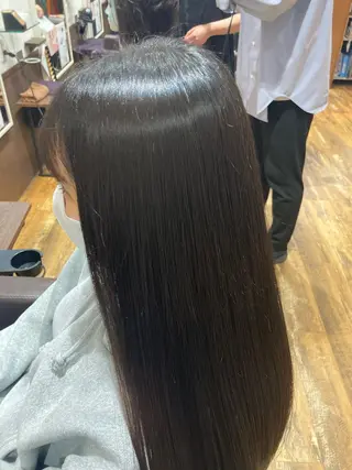 ロング 透明感カラー 板橋　島村美咲のヘアスタイル