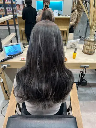 ロング カラー 🌞レイヤー×カラー 前川那津美🌞のヘアスタイル