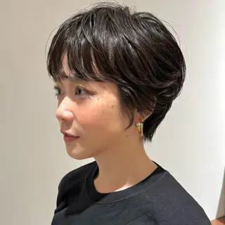 ショート パーマ ひなた あゆみのヘアスタイル